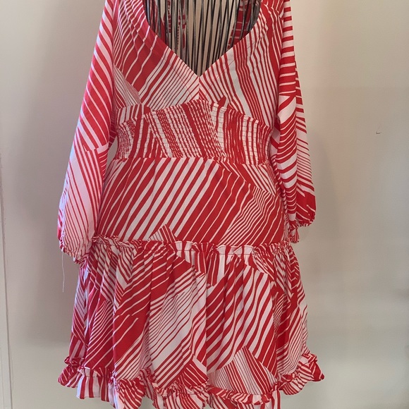 Neiman Marcus- Large Red and White Summer Rayon Dress - Picture 2 of 9